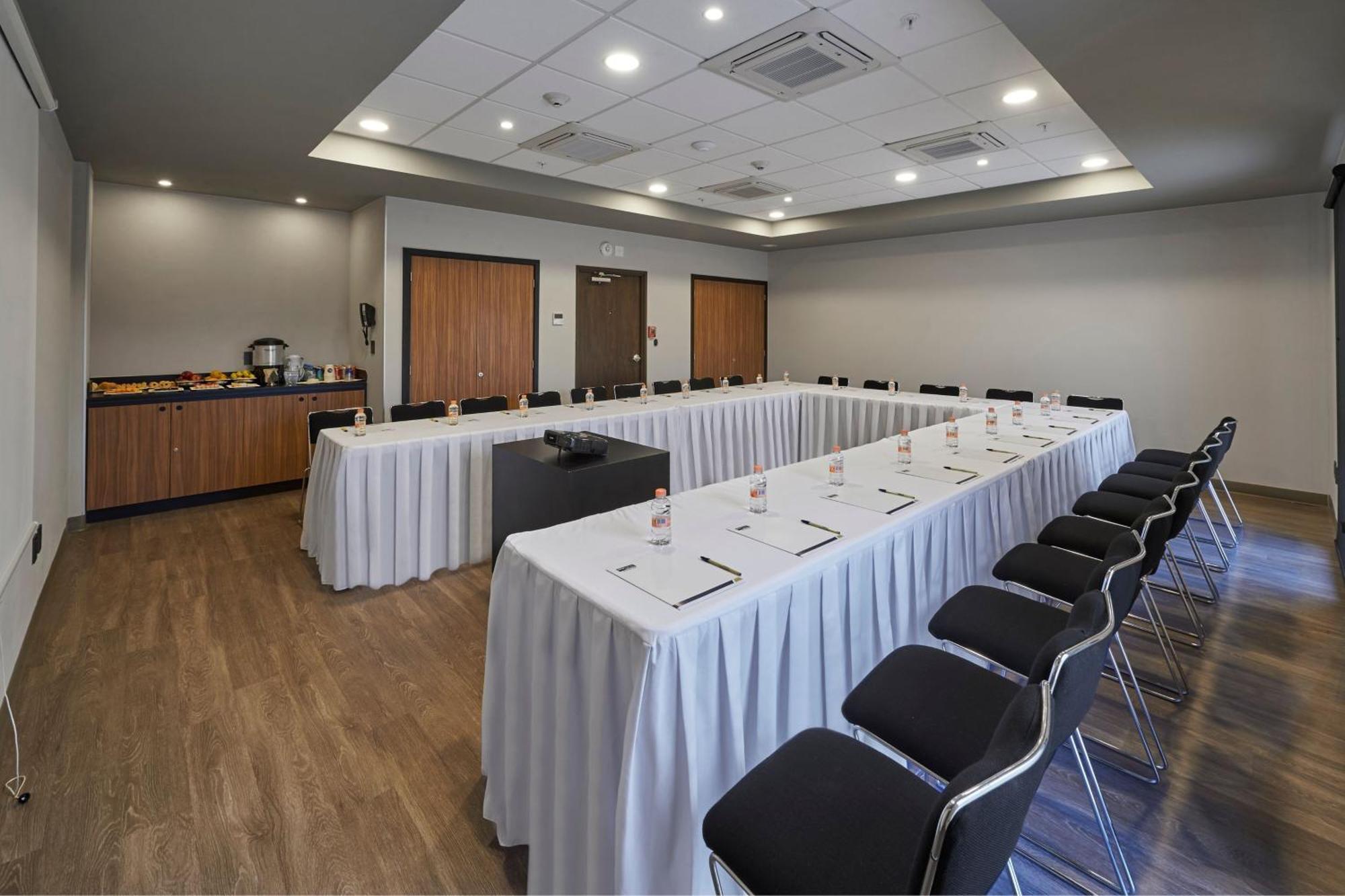 Tlalnepantla de Baz City Express By Marriott Ciudad De Mexico Tlalnepantla מראה חיצוני תמונה